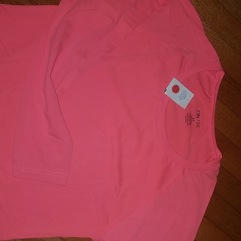 Shirt - Picture 2 of 3